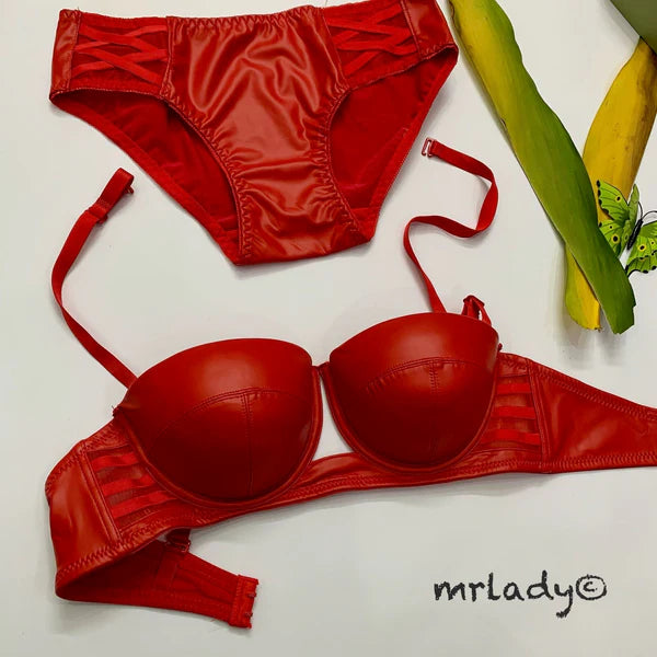 FAUX LEATHER HALF CUP BRA SET